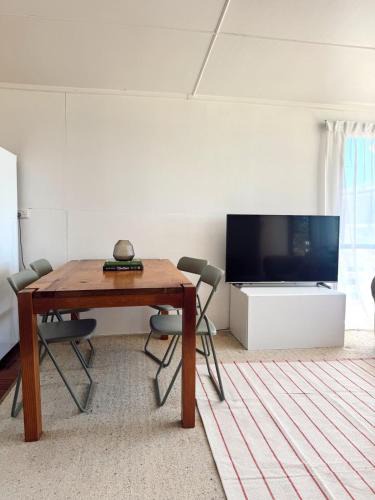 Broulee House | Marlins Beach Shack Broulee
