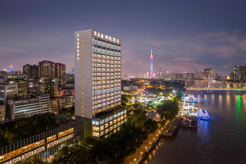 Yuexiu Hotel | Mehood Elegant Hotel Guangzhou Ersha Island Pearl River Night Tour