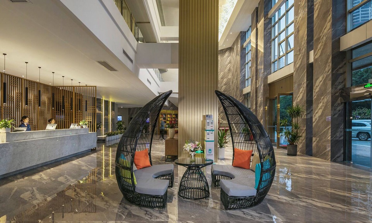 Shangqing Temple Hotel | Mehood Lestie International Hotel Chongqing Yuzhong Lianglukou Metro Branch