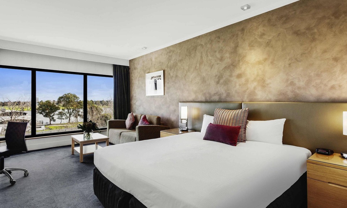 Melbourne Hotel | Mercure Melbourne Albert Park