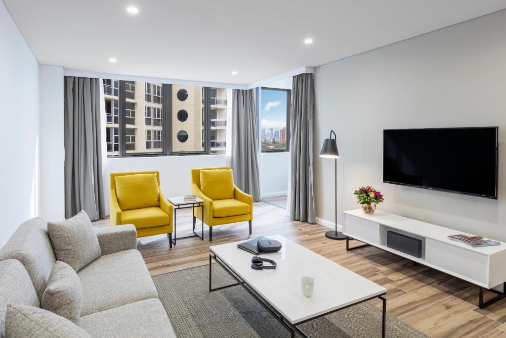 Bondi Junction Hotel | Meriton Suites Bondi Junction