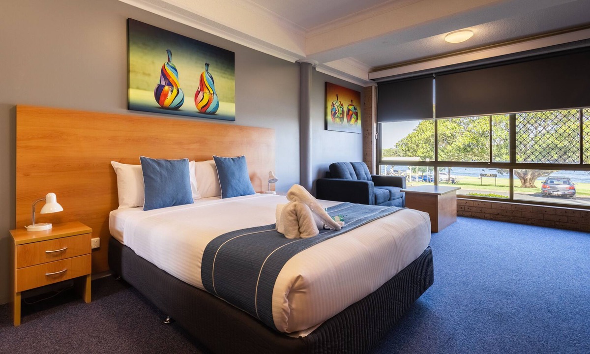 Taree Hotel | Midlands Motel