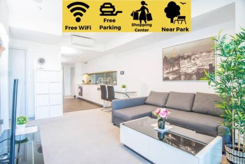 Wentworth Point Apartment | Minimalism modern 1bdr apt waterview P Coles