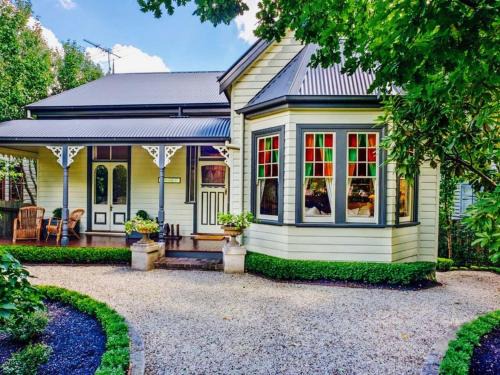 Blackheath House | Mirrabella Blue Mountains Boutique Getaway