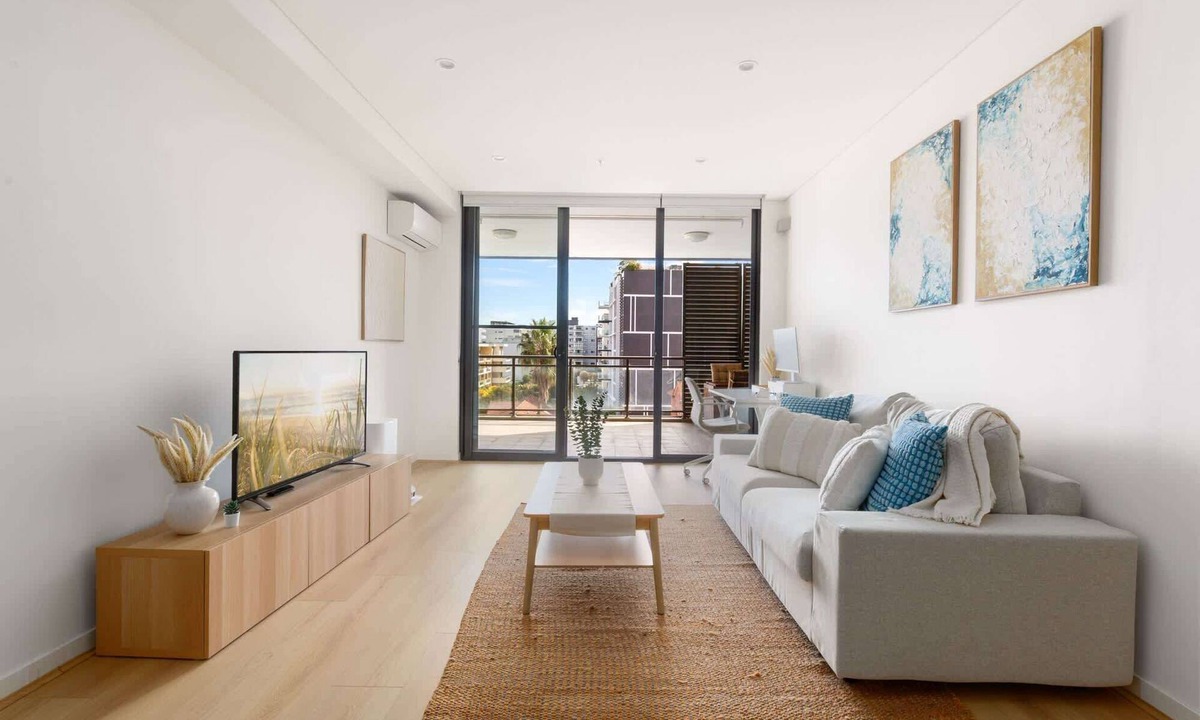 Wolli Creek Apartment | Modern 2-Bed Apartment Near Airport