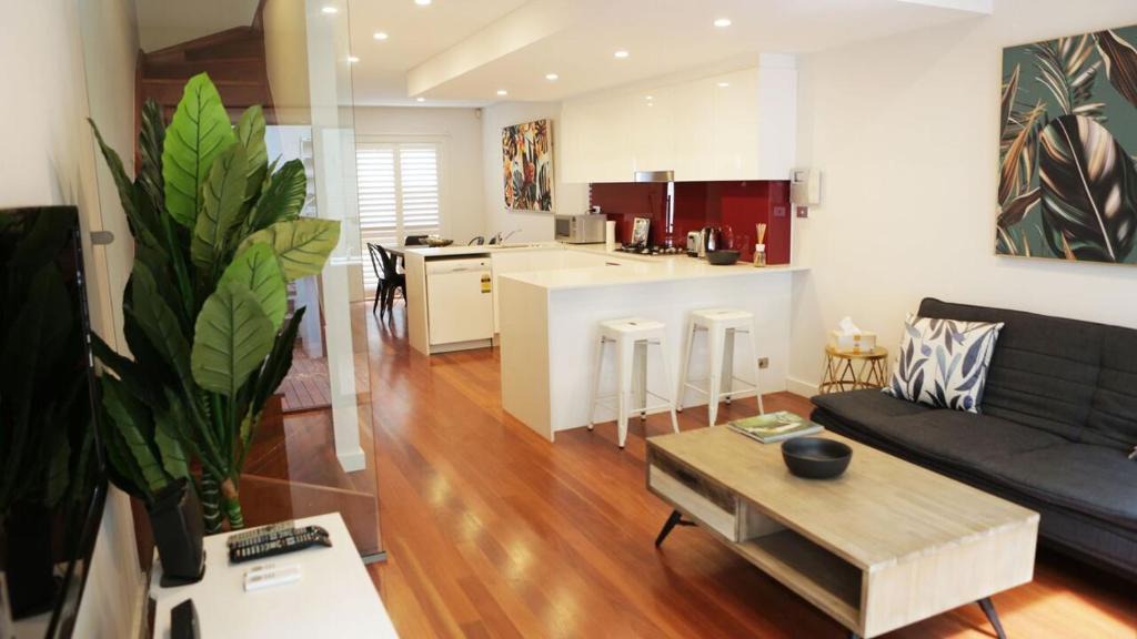 Erskineville House | Modern and Spacious Living in Erskineville