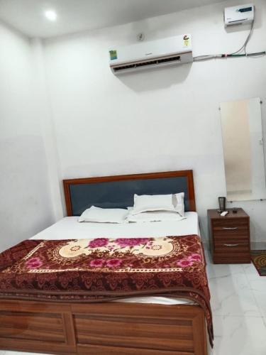 Vrindavan House | Mohit guest In