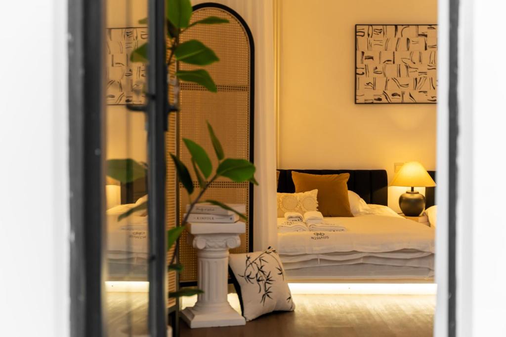 Jing'an Apartment | Molly House-Nanjing West Road Townhouse near subway,Two room types,Near People's Square,Jing'an Temple