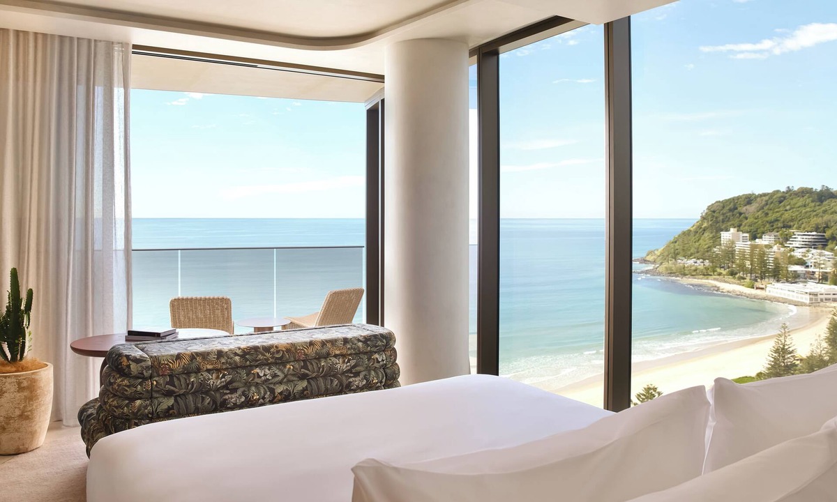 Burleigh Heads Hotel | Mondrian Gold Coast