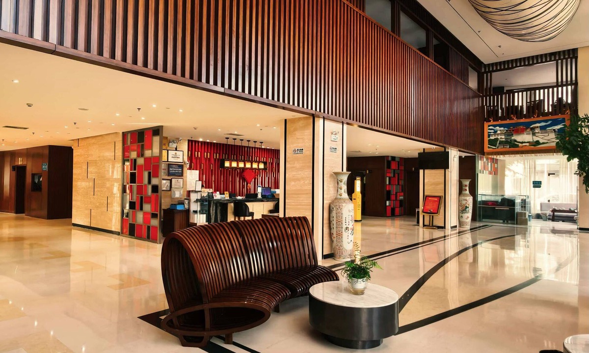 Shangri-La Hotel | Moonlight International Hotel - Shangri-La Dukezong Ancient City