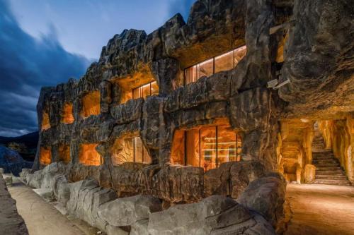 Hutiaoxia Hotel | Moye Cliff Luxury Resort