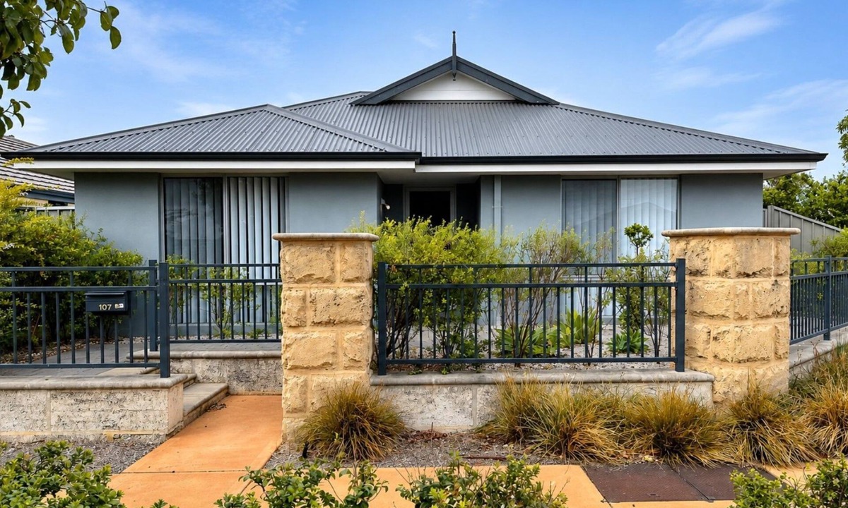Kealy House | Napolean Holiday Retreat
