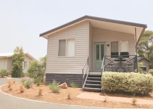 Jamisontown Resort | Nepean Shores by Gateway Lifestyle Holiday Parks