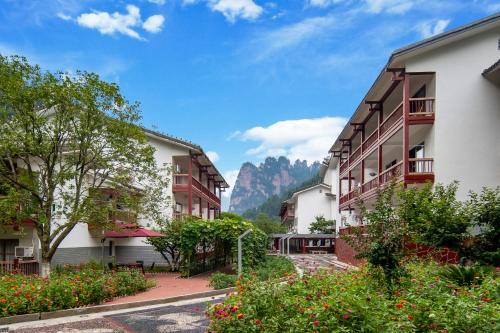 Chaqiyu Hotel | New Pipaxi Courtyard Hotel-Exclusive Location for Forest Park, Pandora Mount View,Historical legacy,Ancient Courtyard,Mansion,Itineary Plan&Toursim service