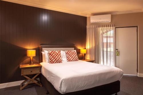Nowra Hotel | Nightcap at Archer Hotel