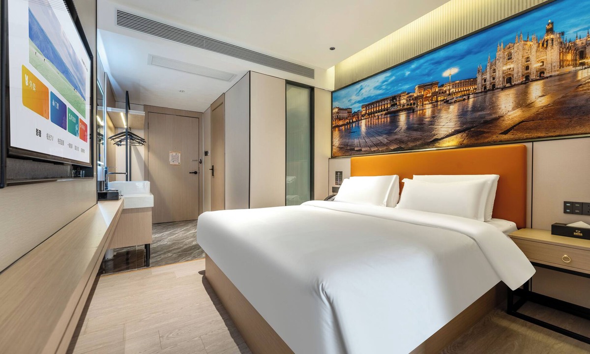 Haizhu Hotel | Norman Hotel - Binjiang East Road Subway Station, Haizhu District, Guangzhou - Free shuttle service during the Canton Fair