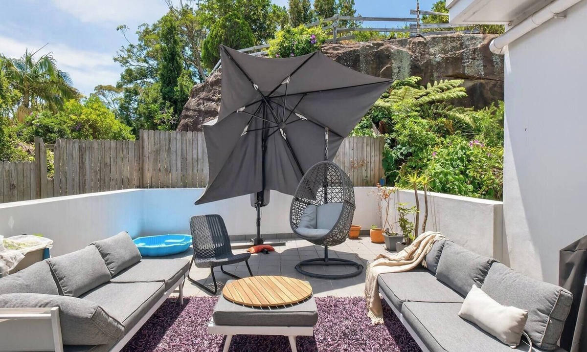 Brookvale Apartment | Northern Breeze Terrace Haven near Curl Curl Beach