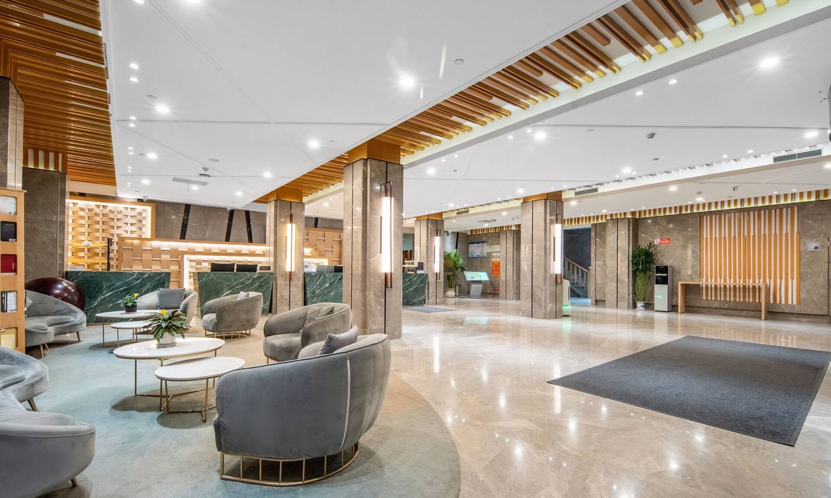 Huayin Hotel | Novotel Huashan