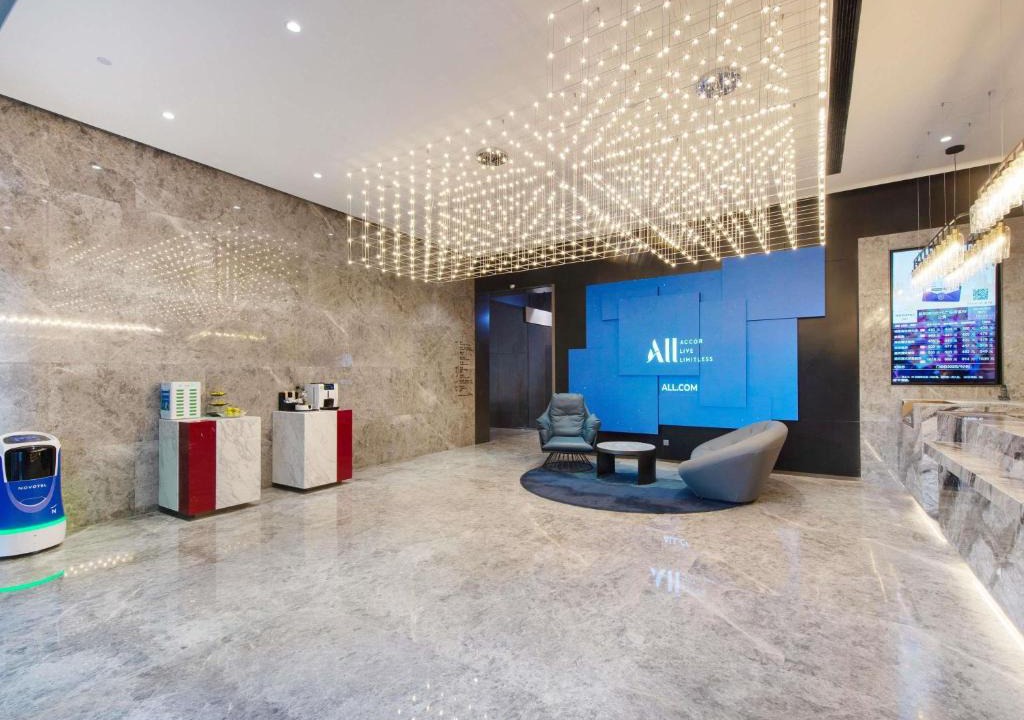 Xishan Hotel | Novotel Living Yunnan Dianchi Times