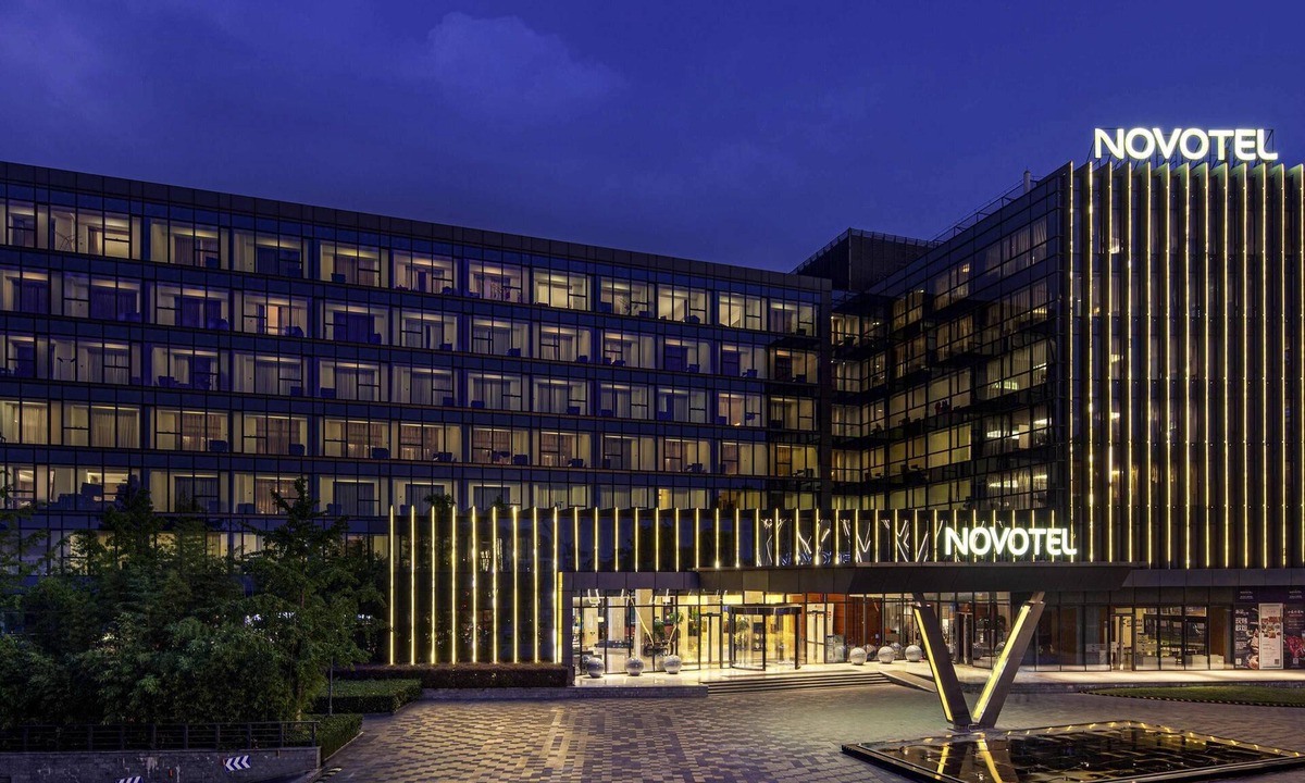 Xuan Wu Hotel | Novotel Nanjing East Suning