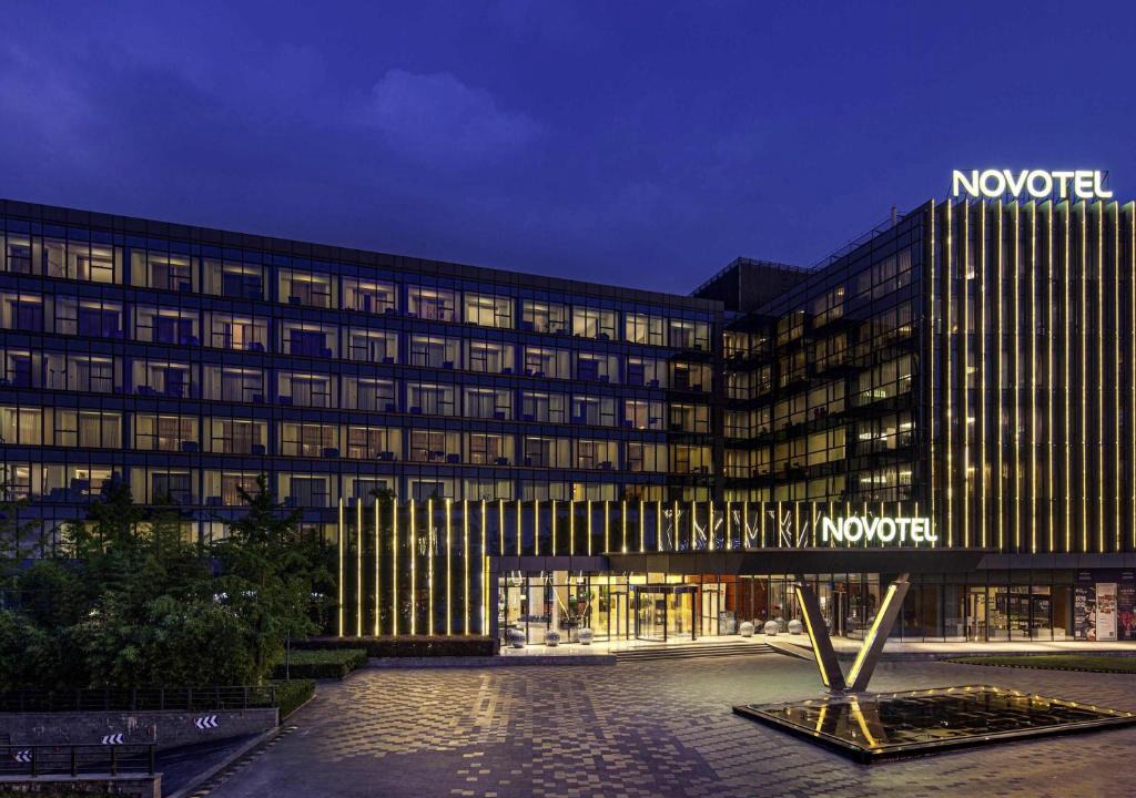 Xuan Wu Hotel | Novotel Nanjing East Suning