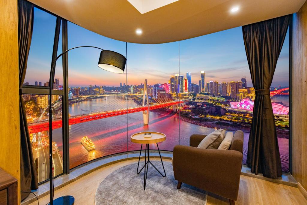 Yuzhong Apartment | Nuanyu Drones show river view suite - Hongyadong Branch