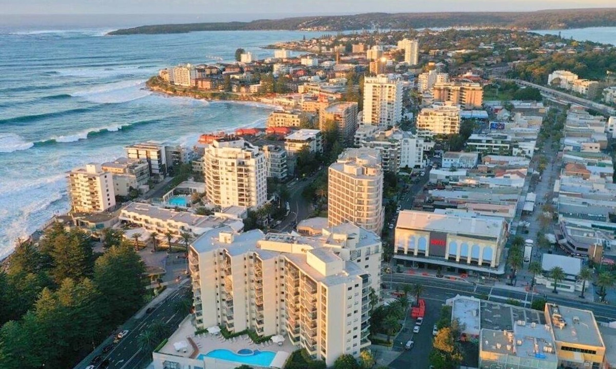 Cronulla Apartment | Ocean View, Lift Access 510 Opposite North Cronulla Beach