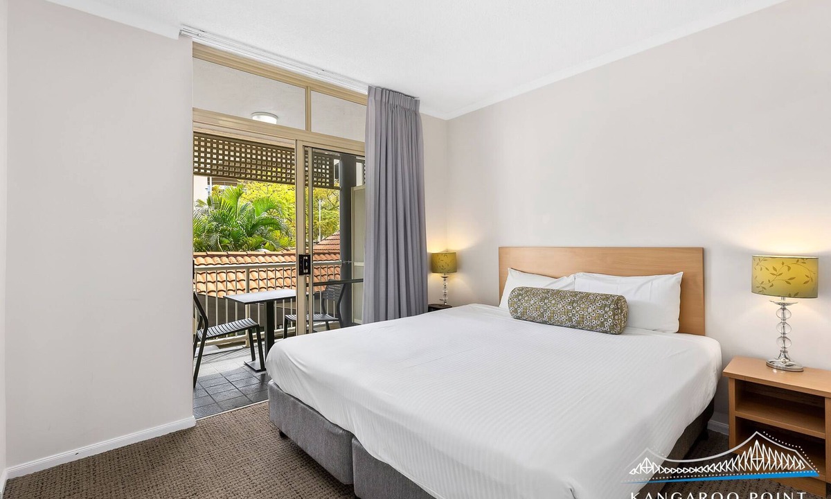 Kangaroo Point Apartment | One Bedroom Unit In the Heart of Kangaroo Point