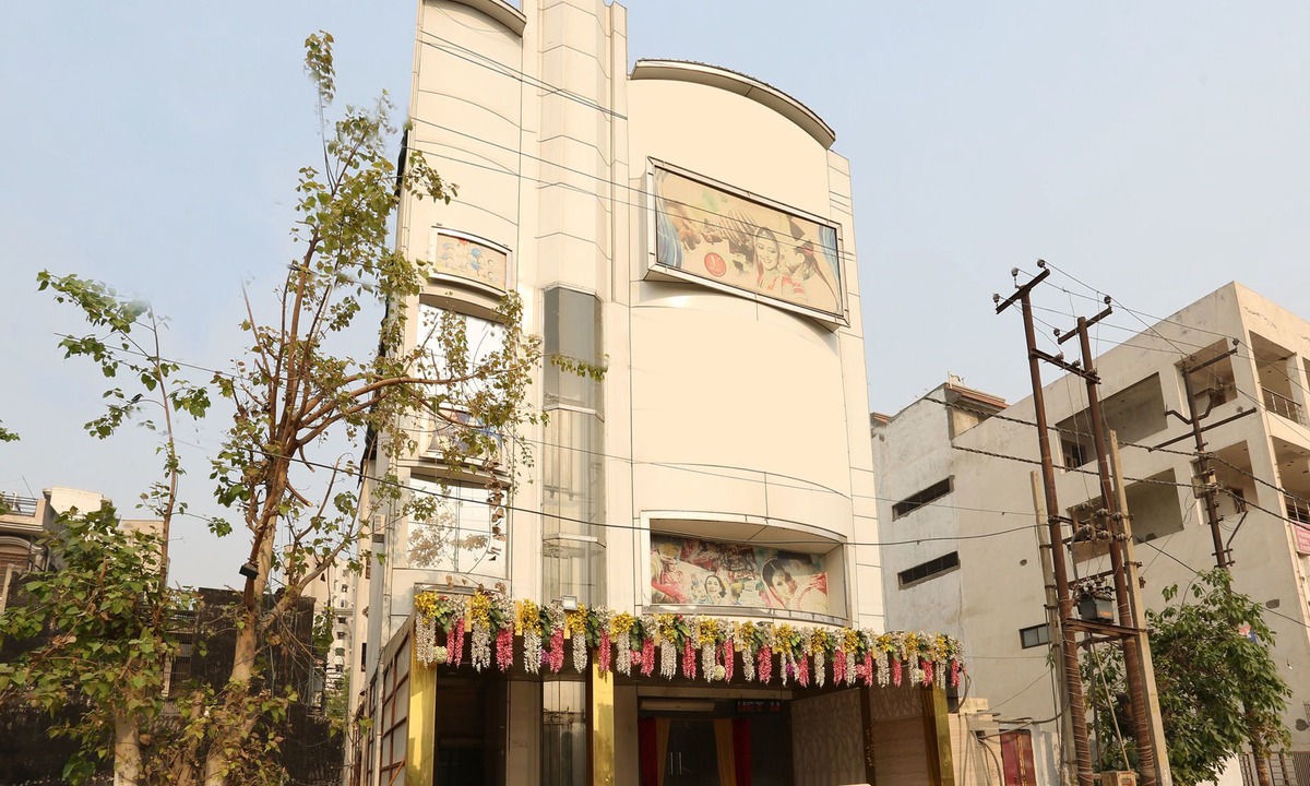 Vasundhara Hotel | OYO 12779 5 Seas Hotel and Banquet