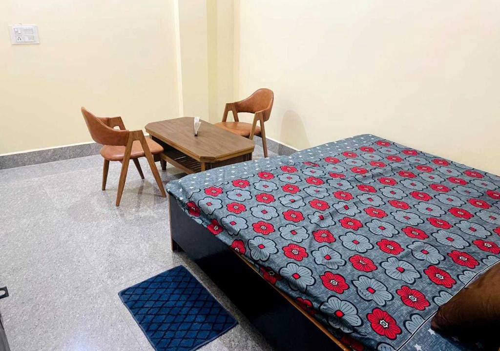 Kasganj Hotel | OYO 81025E Hotel Royal Relax