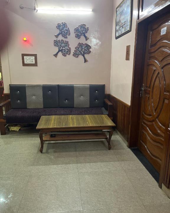 Kasganj Hotel | OYO Hotel Maa Annapurna Residency