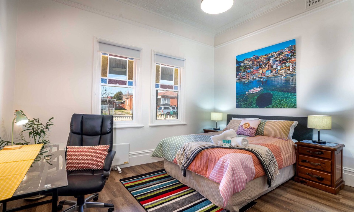 Orange East Villa | Paddington Villa 1- Netflix,Disney Plus &Wifi