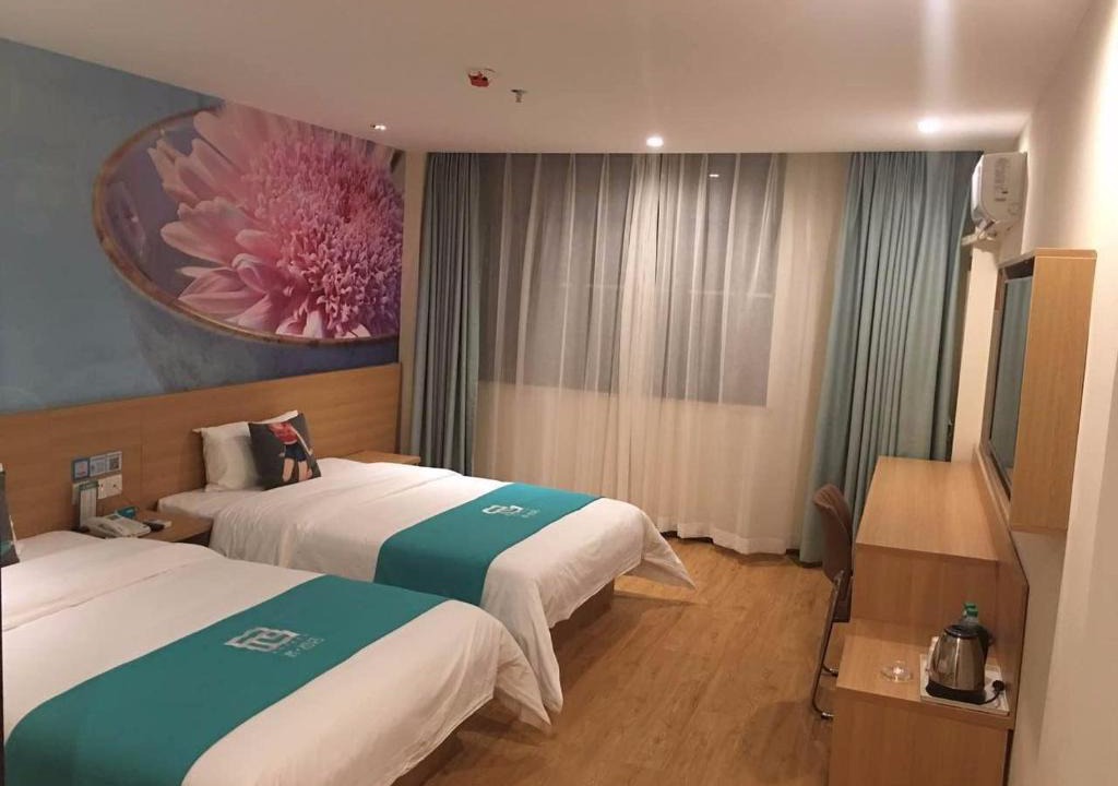 Gaosuntang Hotel | Pai Hotel Chongqing Wanzhou Gaosuntang Commerce And Trade City