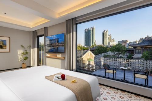 Liwan Hotel | Palace House Guangzhou Yongqingfang Moon Bridge Store