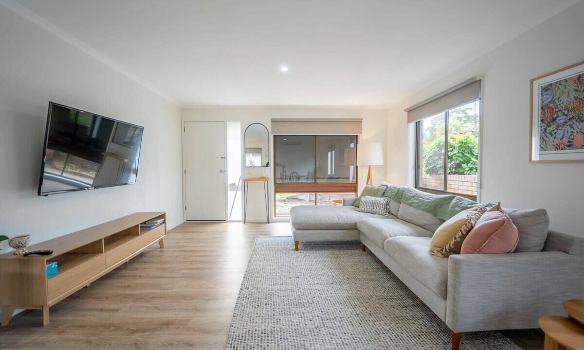 Spring Gully House | Palm Avenue Oasis Sum
