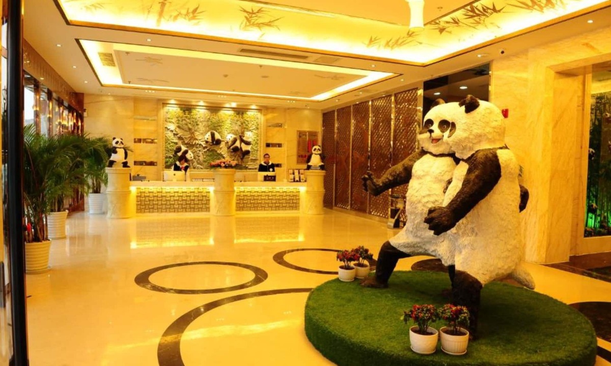 Wuhou Hotel | Panda Prince Hotel South Railway Station Branch