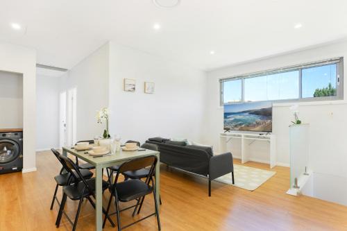 Riverwood House | Peaceful Getaway near Riverwood Station & Cafés