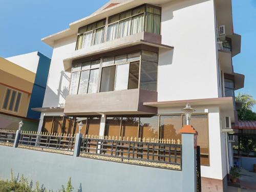 Guwahati Hotel | Pemaling Lords Eco Inn Guwahati