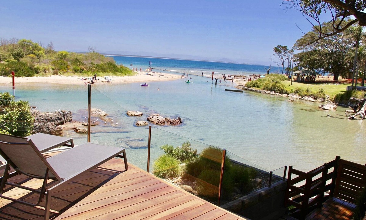 Currarong House | Peninsula - Absolute Waterfront, Currarong