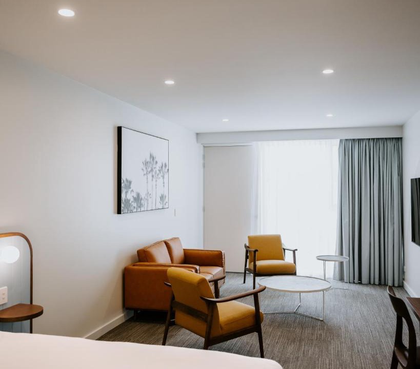 Taperoo Hotel | Peninsula Hotel Motel