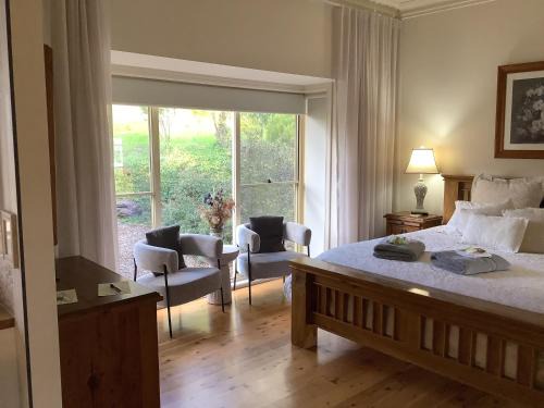 Mugga Downs Bed & Breakfast | Pericoe Retreat