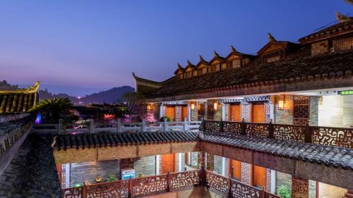Fenghuang Hotel | Phoenix City Boutique Hotel