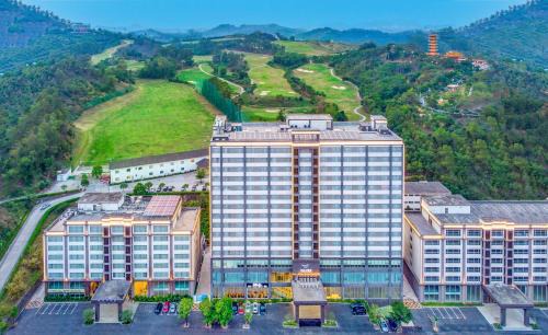 Buji Hotel | Phoenix Hill Hotel Dongguan - Golf Course Shop