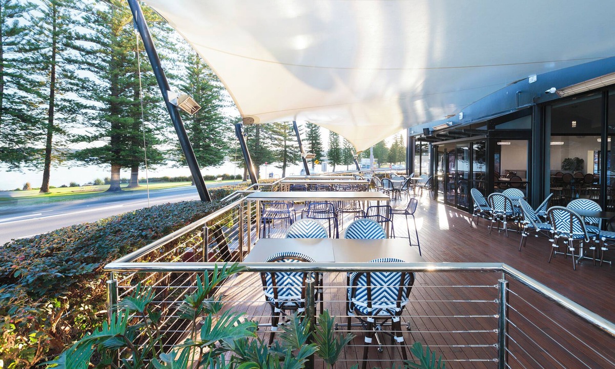 Speers Point Hotel | Pippi's At The Point