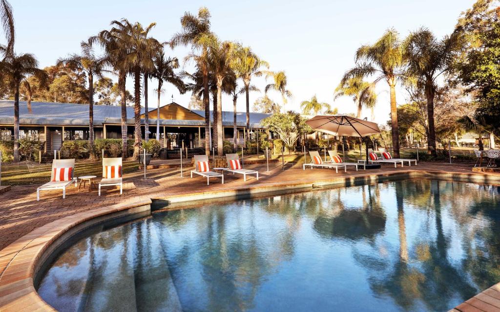 Pokolbin Hotel | Pokolbin Village Estate