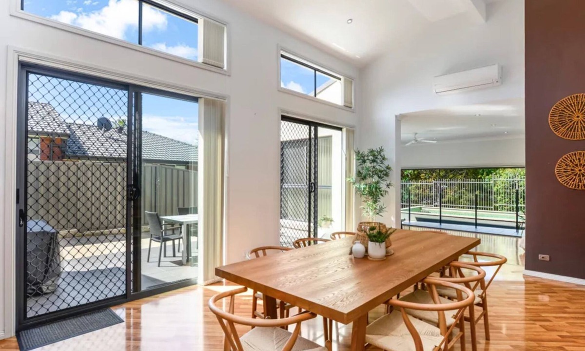 Vincentia House | Poolside Oasis by Experience Jervis Bay