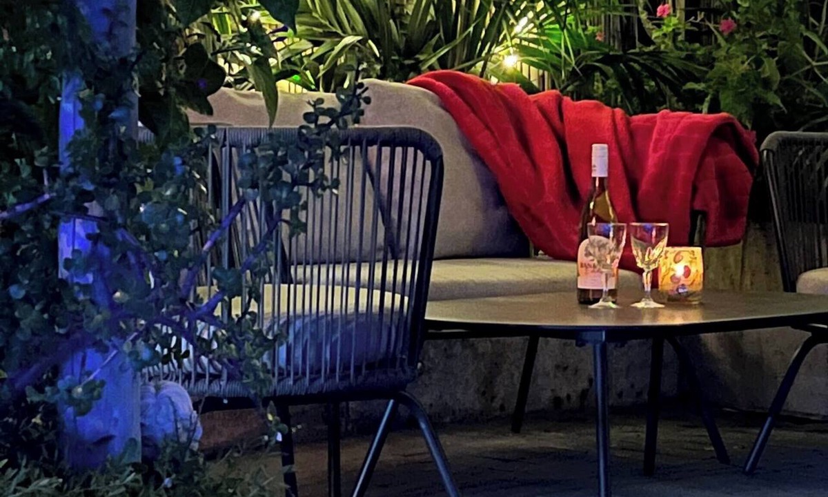 Rockingham Apartment | Private Pool Studio with Cabana, Quiet Rockingham Retreat for Couples