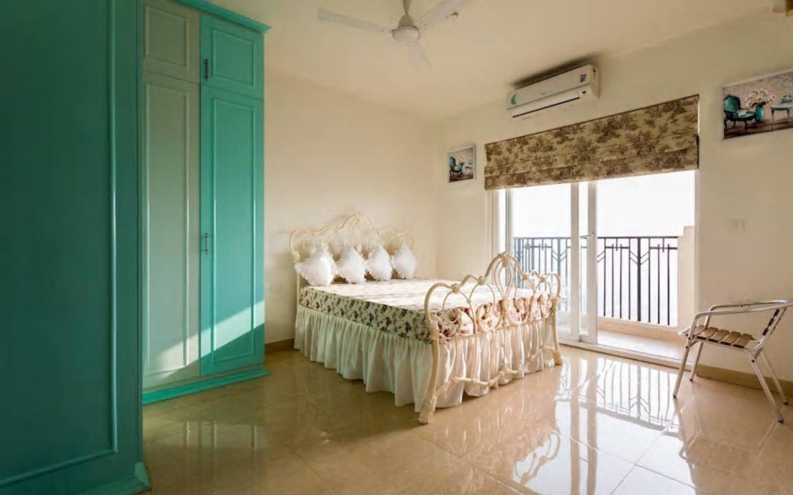 Noida Resort | Private room ∙ 2 guests