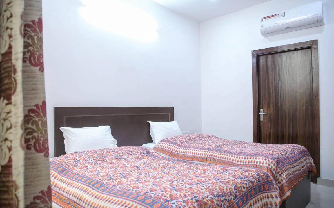 Taj Ganj Resort | Private room ∙ 2 guests
