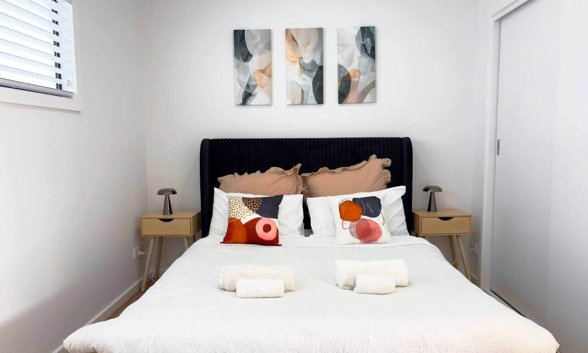 Sorell House | Private Self-Contained Suite Near Hobart Airport